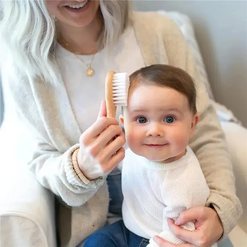 Dr Brown’s Brosse & Peigne Bois Doux Bébé – Image 2